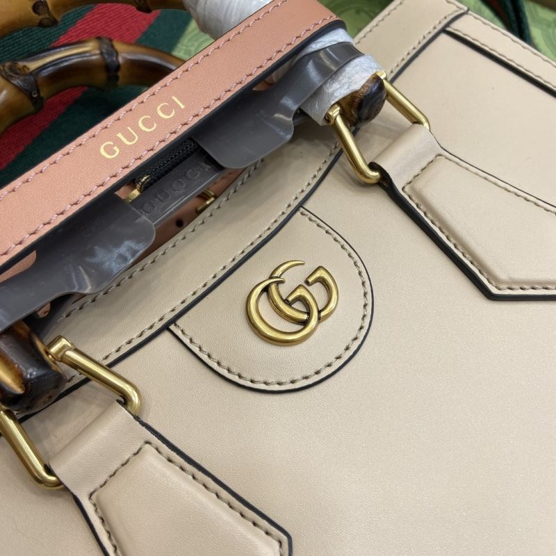 Gvc*1 tote bags
